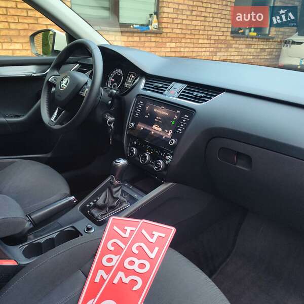 Универсал Skoda Octavia 2018 в Ровно