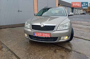 Универсал Skoda Octavia 2010 в Полтаве