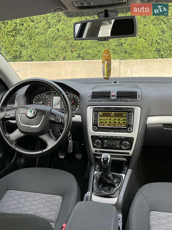 Универсал Skoda Octavia 2011 в Ровно фото 100 Универсал Skoda Octavia 2011 в Ровно