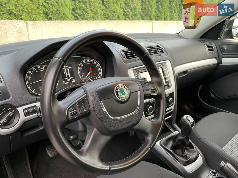 Универсал Skoda Octavia 2011 в Ровно фото 98 Универсал Skoda Octavia 2011 в Ровно