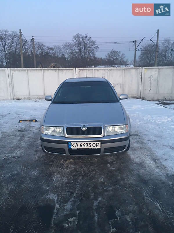 Лифтбек Skoda Octavia 2008 в Ирпене