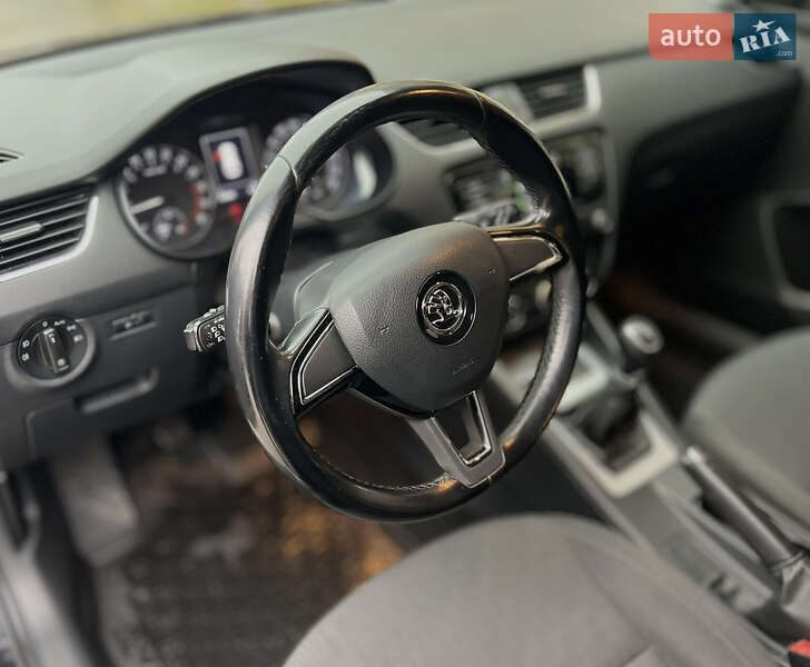 Универсал Skoda Octavia 2015 в Харькове