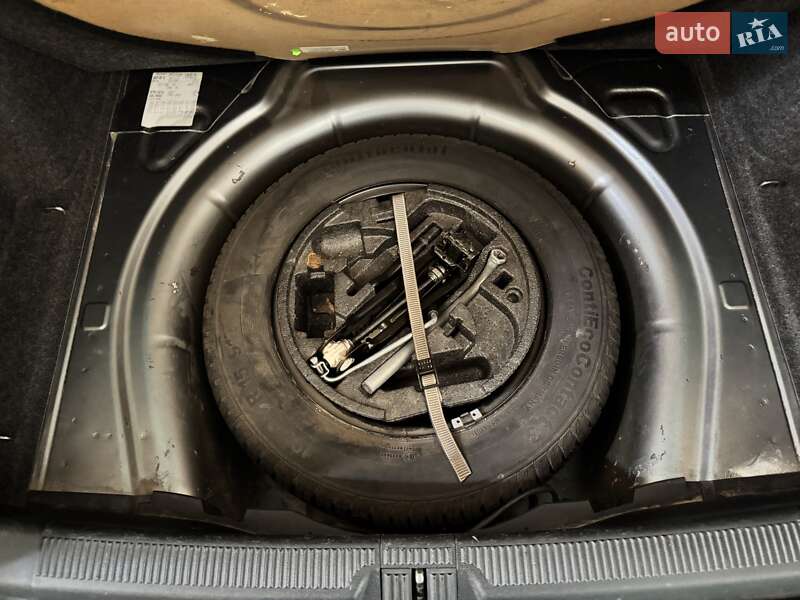 Универсал Skoda Octavia 2012 в Житомире фото 22 Универсал Skoda Octavia 2012 в Житомире