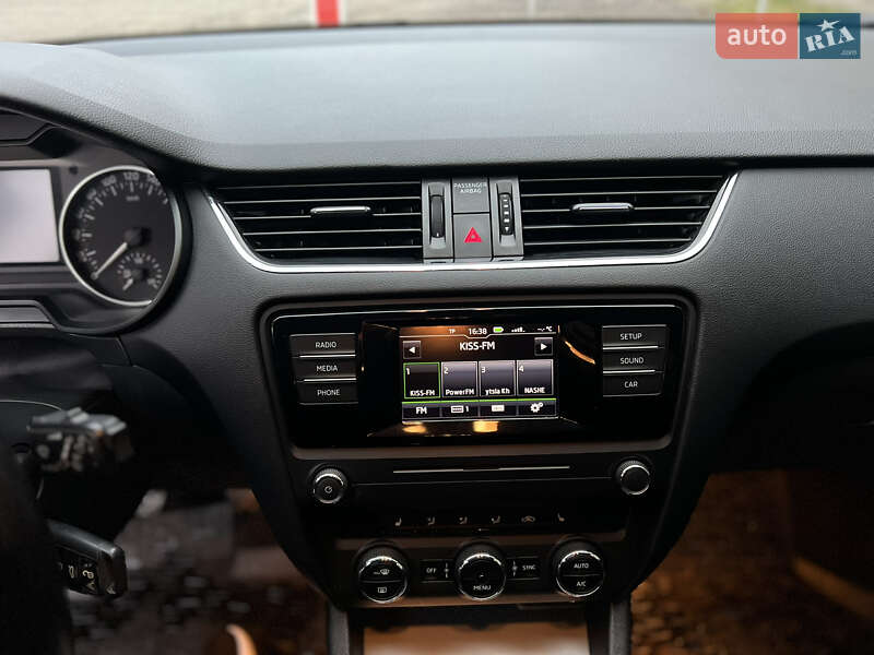 Универсал Skoda Octavia 2015 в Харькове