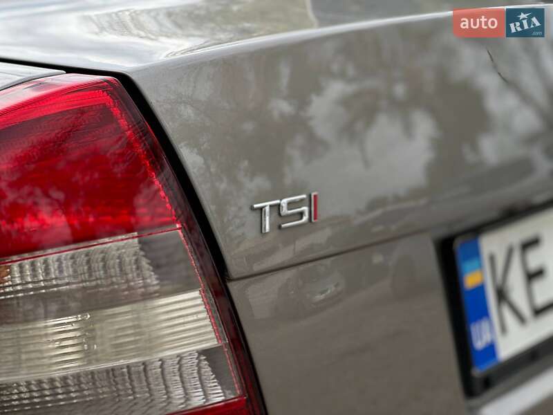 Лифтбек Skoda Octavia 2010 в Каменском