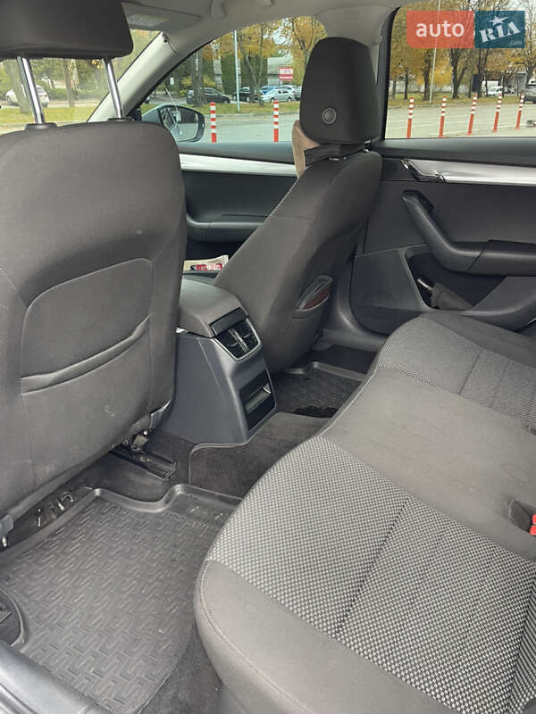 Лифтбек Skoda Octavia 2014 в Черкассах фото 11 Лифтбек Skoda Octavia 2014 в Черкассах