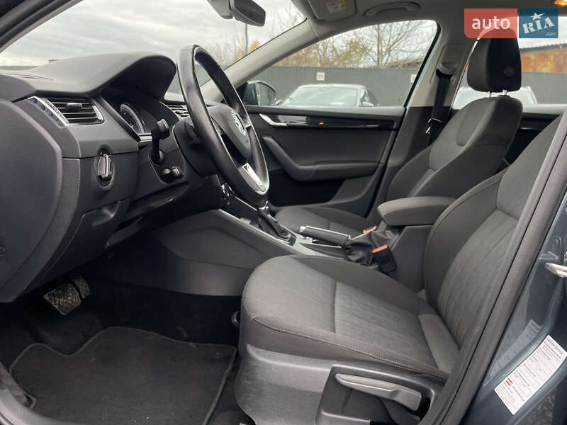 Универсал Skoda Octavia 2019 в Луцке фото 22 Универсал Skoda Octavia 2019 в Луцке