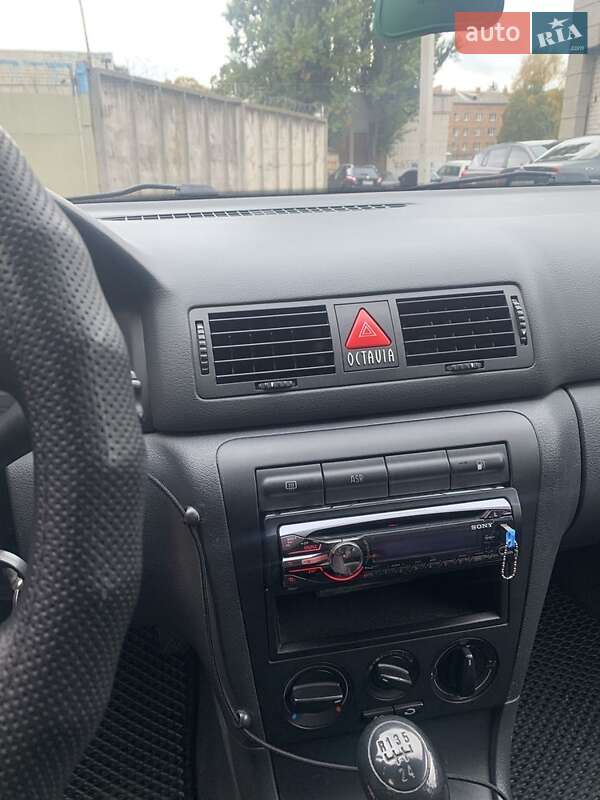 Лифтбек Skoda Octavia 2003 в Черкассах фото 5 Лифтбек Skoda Octavia 2003 в Черкассах