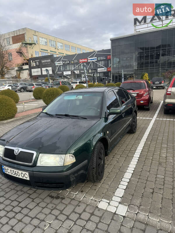 Лифтбек Skoda Octavia 2001 в Львове