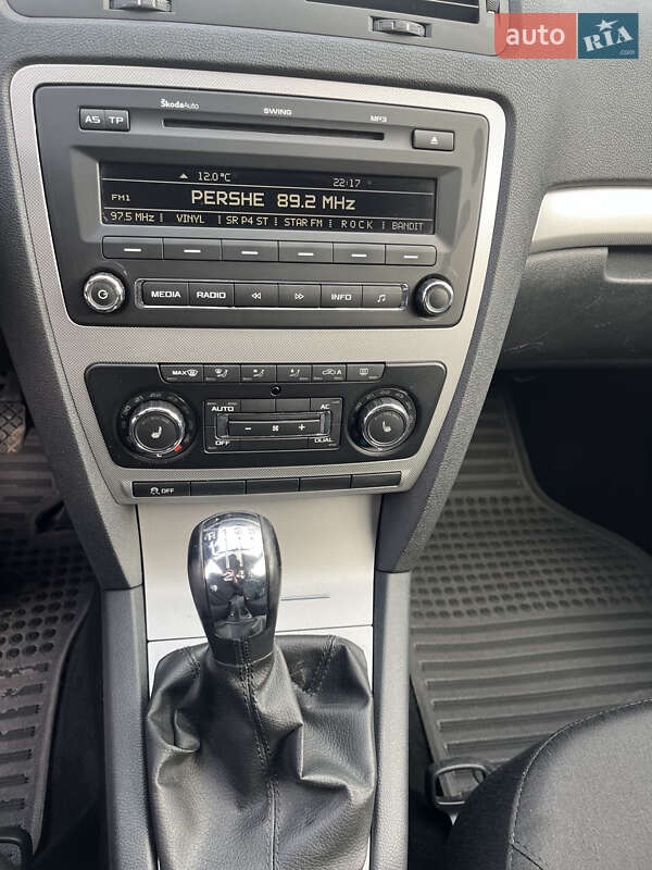 Универсал Skoda Octavia 2010 в Бродах фото 21 Универсал Skoda Octavia 2010 в Бродах