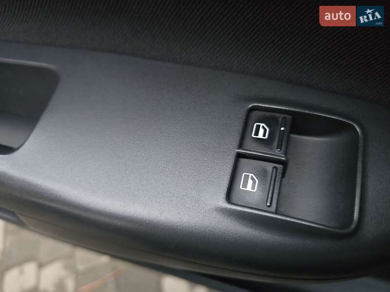 Лифтбек Skoda Octavia 2012 в Полтаве фото 92 Лифтбек Skoda Octavia 2012 в Полтаве