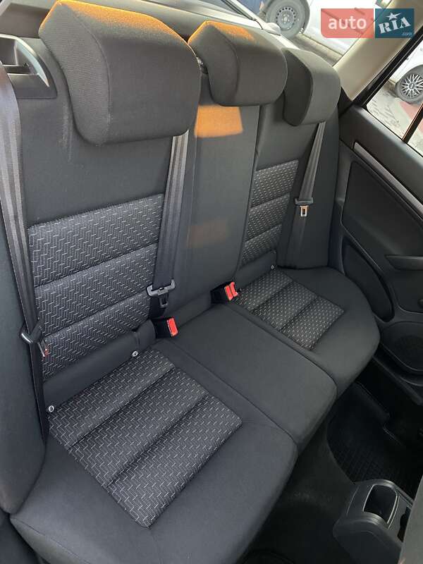 Универсал Skoda Octavia 2010 в Мукачево фото 46 Универсал Skoda Octavia 2010 в Мукачево