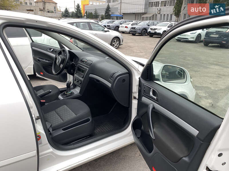 Лифтбек Skoda Octavia 2012 в Днепре фото 5 Лифтбек Skoda Octavia 2012 в Днепре