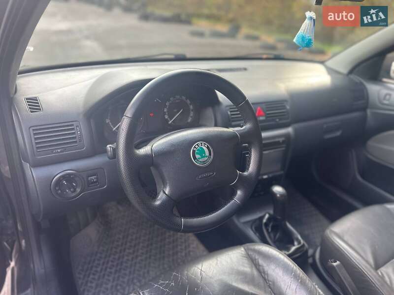 Ліфтбек Skoda Octavia 2008 в Львові