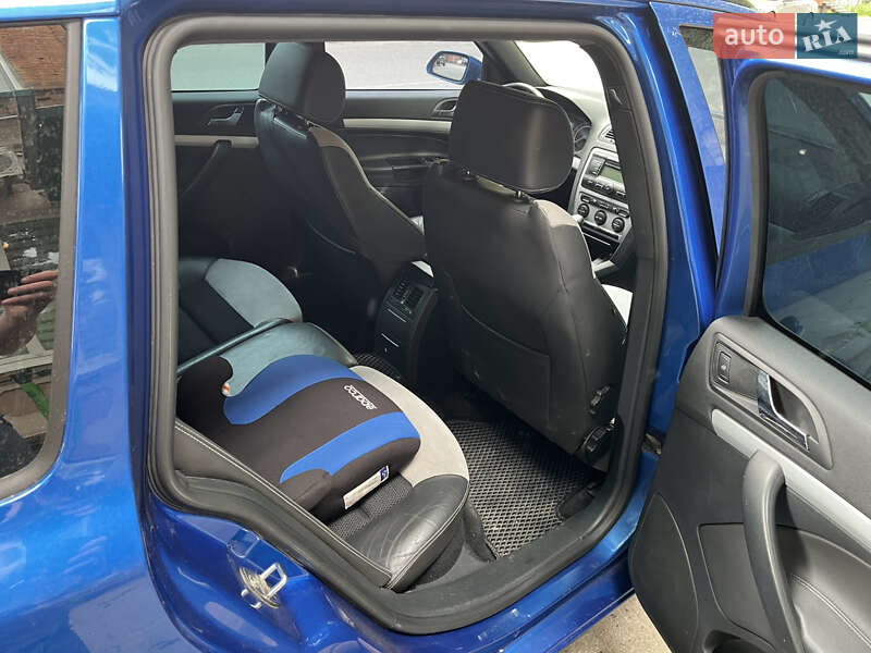 Універсал Skoda Octavia 2008 в Сумах