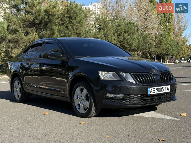 Лифтбек Skoda Octavia 2017 в Одессе