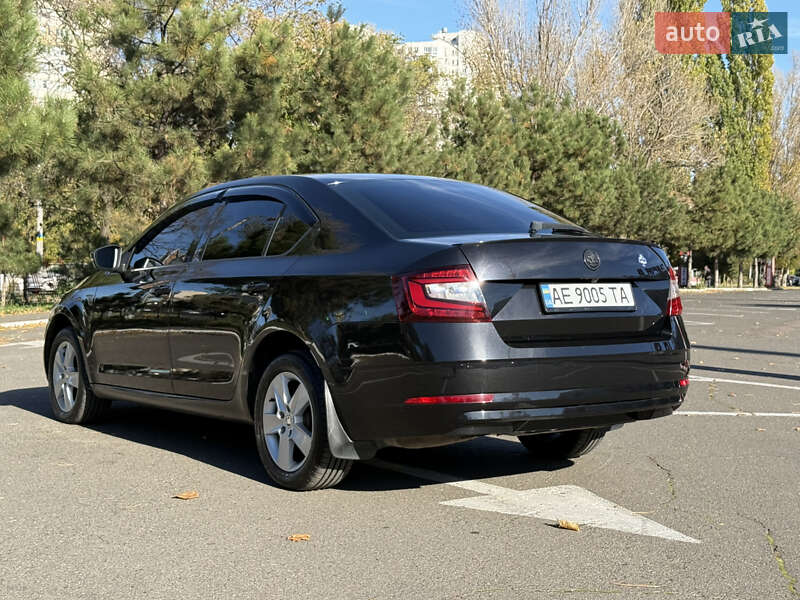 Лифтбек Skoda Octavia 2017 в Одессе