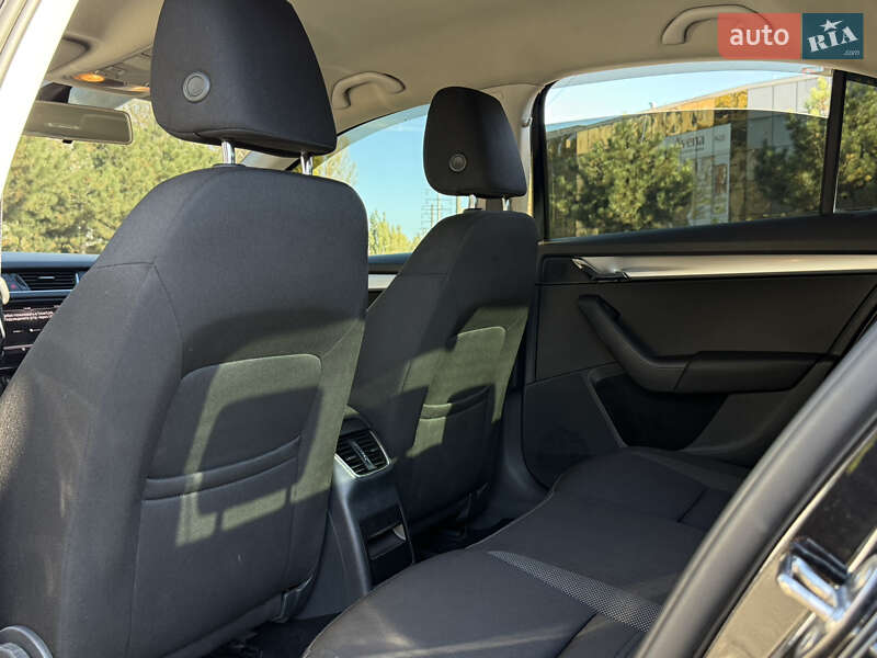 Лифтбек Skoda Octavia 2017 в Одессе