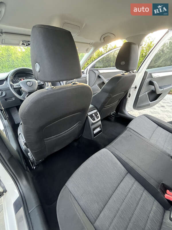 Лифтбек Skoda Octavia 2014 в Сельцо