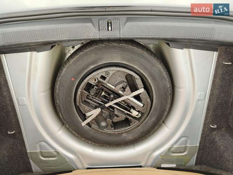 Универсал Skoda Octavia 2010 в Миргороде