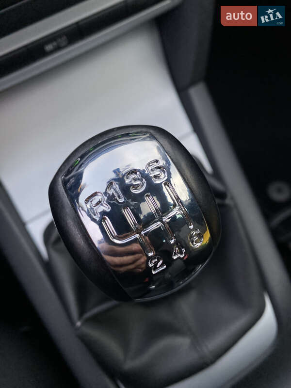 Универсал Skoda Octavia 2010 в Луцке фото 15 Универсал Skoda Octavia 2010 в Луцке