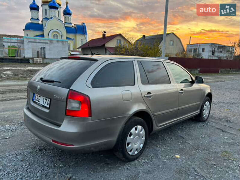 Универсал Skoda Octavia 2009 в Киеве фото 6 Универсал Skoda Octavia 2009 в Киеве