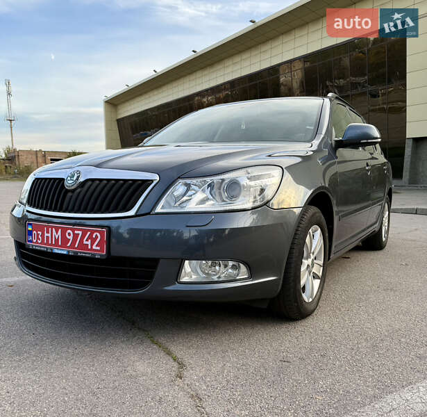 Универсал Skoda Octavia 2010 в Запорожье фото Универсал Skoda Octavia 2010 в Запорожье