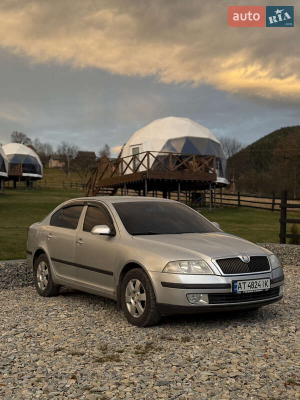 Лифтбек Skoda Octavia 2008 в Ивано-Франковске