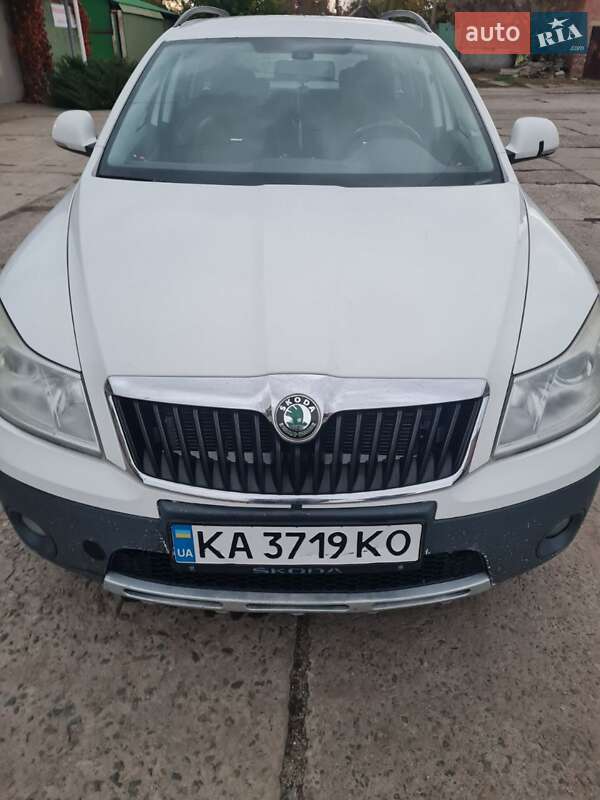 Универсал Skoda Octavia 2011 в Новом Буге