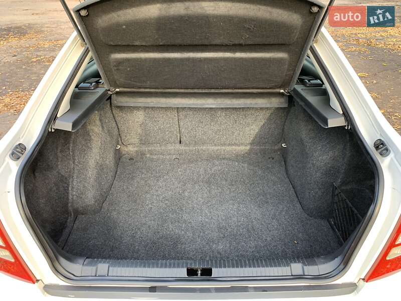 Лифтбек Skoda Octavia 2006 в Кривом Роге фото 35 Лифтбек Skoda Octavia 2006 в Кривом Роге