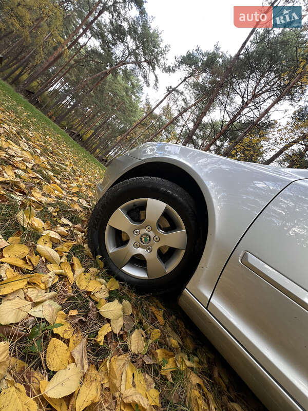 Универсал Skoda Octavia 2010 в Ровно фото 24 Универсал Skoda Octavia 2010 в Ровно