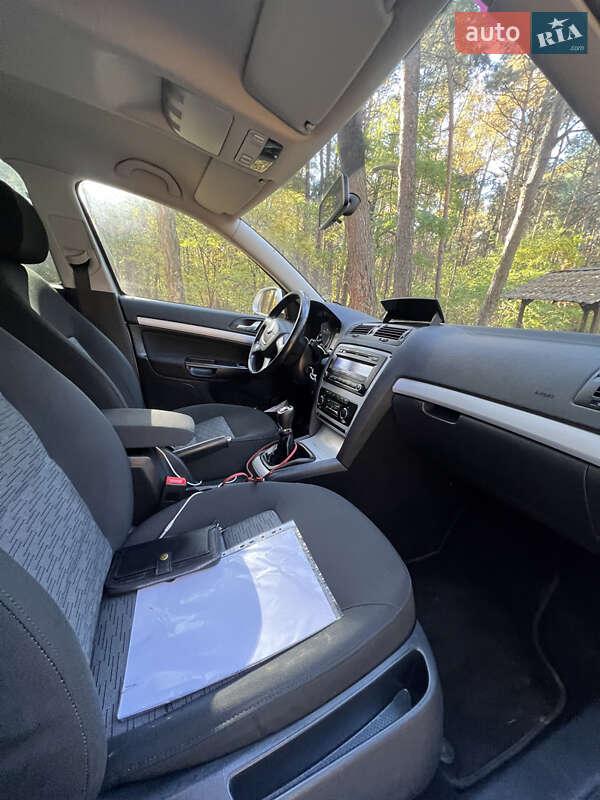 Универсал Skoda Octavia 2010 в Ровно фото 38 Универсал Skoda Octavia 2010 в Ровно