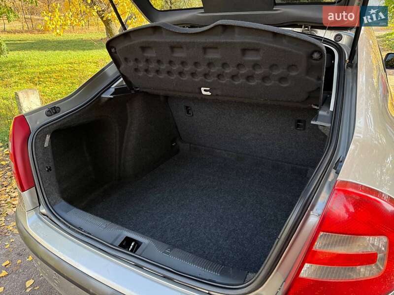 Лифтбек Skoda Octavia 2012 в Киеве фото 8 Лифтбек Skoda Octavia 2012 в Киеве