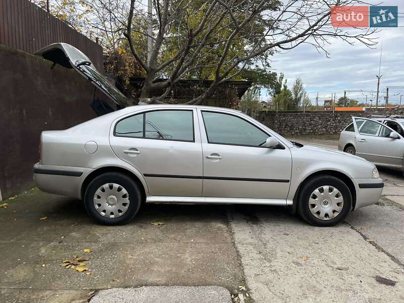 Лифтбек Skoda Octavia 2007 в Доманевке