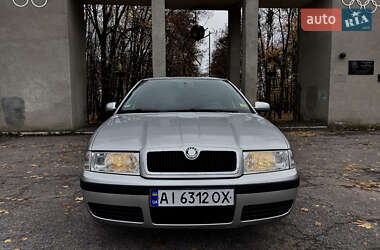 Лифтбек Skoda Octavia 2000 в Маньковке