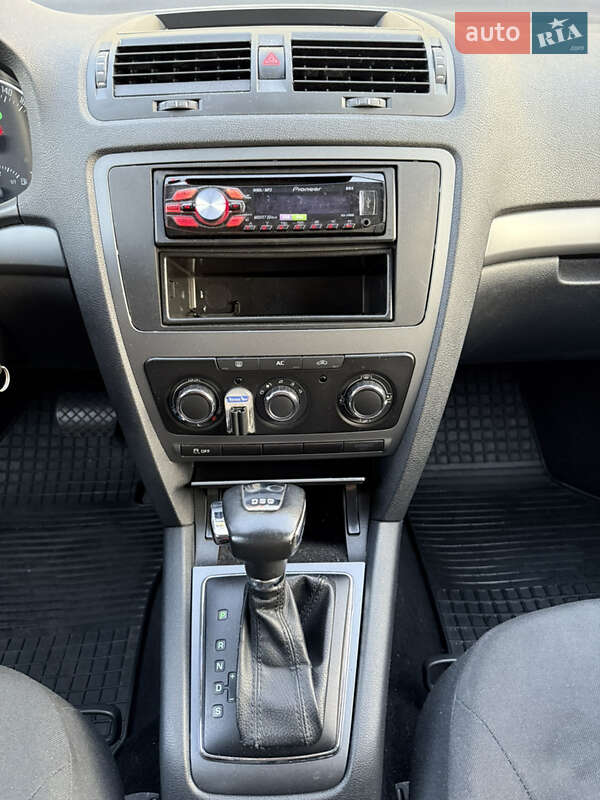 Универсал Skoda Octavia 2010 в Киеве фото 20 Универсал Skoda Octavia 2010 в Киеве