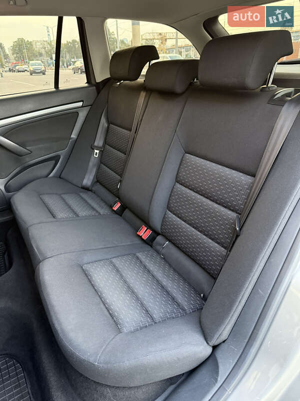 Универсал Skoda Octavia 2010 в Киеве фото 27 Универсал Skoda Octavia 2010 в Киеве