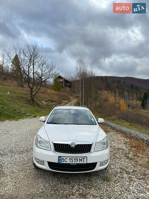 Универсал Skoda Octavia 2010 в Стрые фото Универсал Skoda Octavia 2010 в Стрые