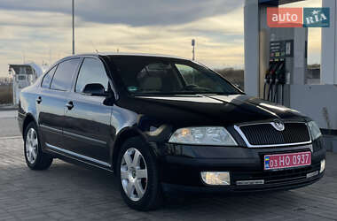 Лифтбек Skoda Octavia 2006 в Корсуне-Шевченковском