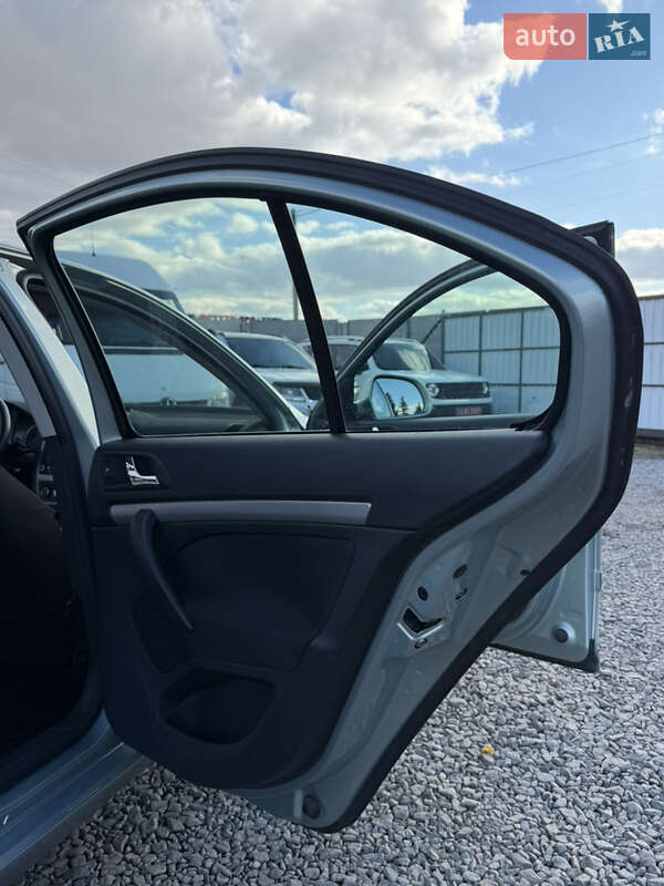 Лифтбек Skoda Octavia 2012 в Лубнах фото 29 Лифтбек Skoda Octavia 2012 в Лубнах