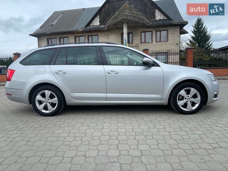 Универсал Skoda Octavia 2019 в Луцке фото 5 Универсал Skoda Octavia 2019 в Луцке
