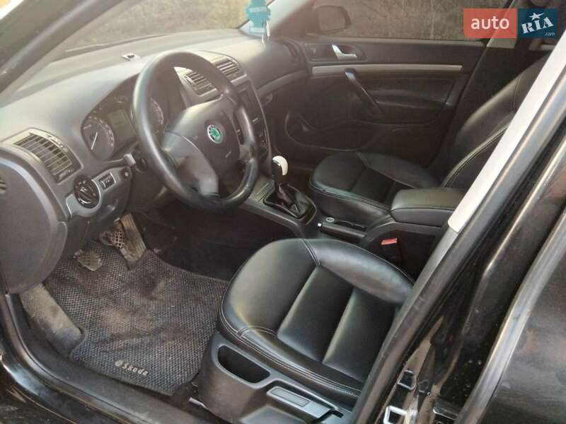 Лифтбек Skoda Octavia 2005 в Ахтырке фото 3 Лифтбек Skoda Octavia 2005 в Ахтырке