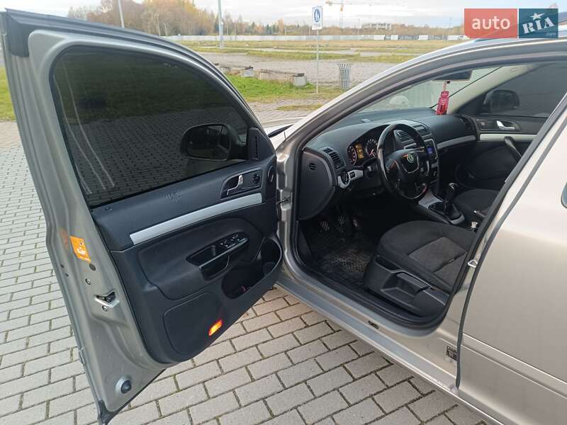 Универсал Skoda Octavia 2010 в Львове фото 19 Универсал Skoda Octavia 2010 в Львове