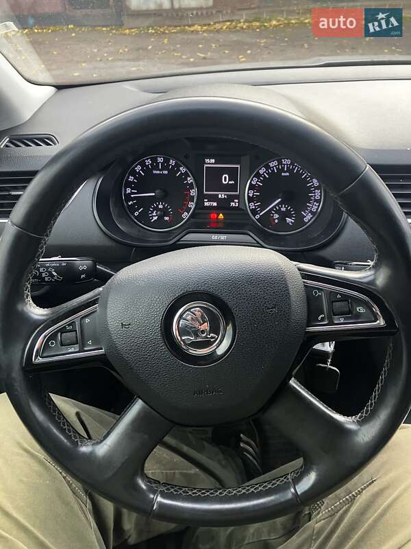 Універсал Skoda Octavia 2013 в Острозі