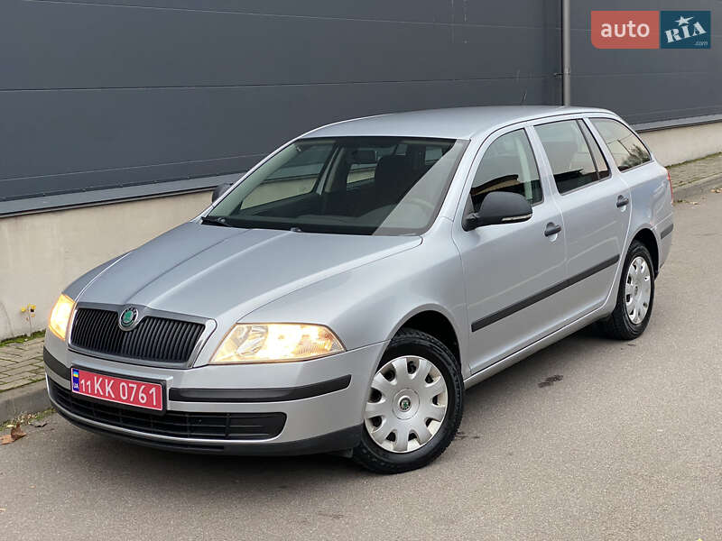 Універсал Skoda Octavia 2012 в Києві фото 26 Універсал Skoda Octavia 2012 в Києві