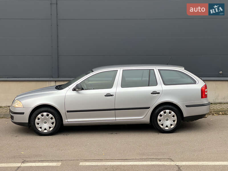 Універсал Skoda Octavia 2012 в Києві фото 48 Універсал Skoda Octavia 2012 в Києві