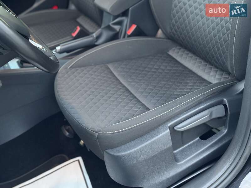 Универсал Skoda Octavia 2018 в Сарнах