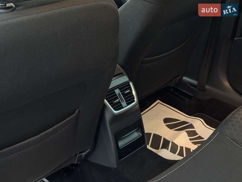 Универсал Skoda Octavia 2018 в Сарнах