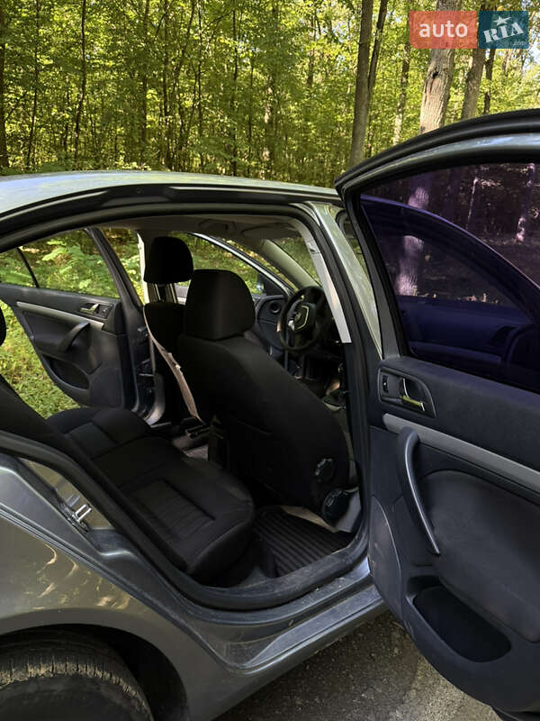 Ліфтбек Skoda Octavia 2012 в Луцьку