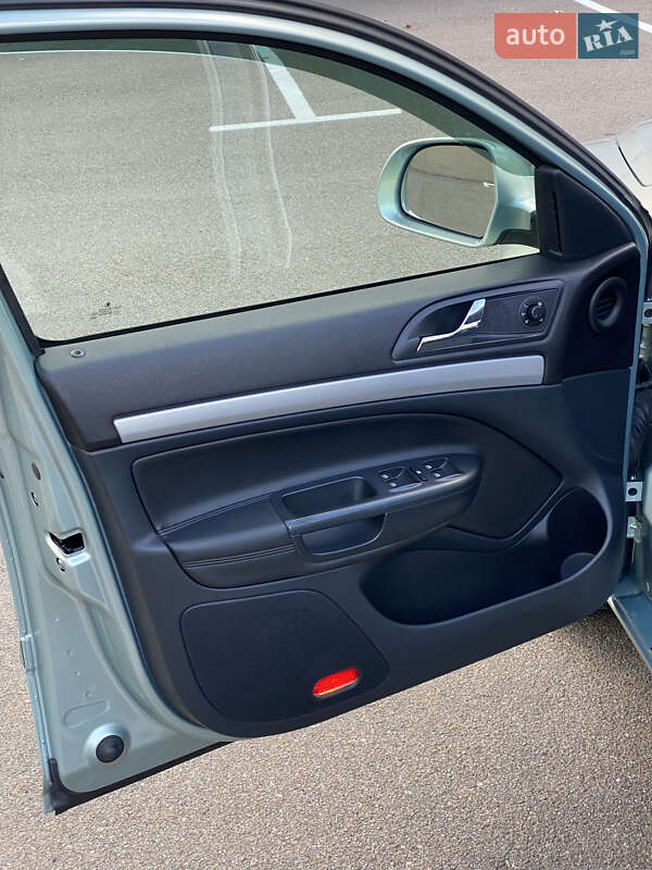 Универсал Skoda Octavia 2009 в Киеве фото 29 Универсал Skoda Octavia 2009 в Киеве